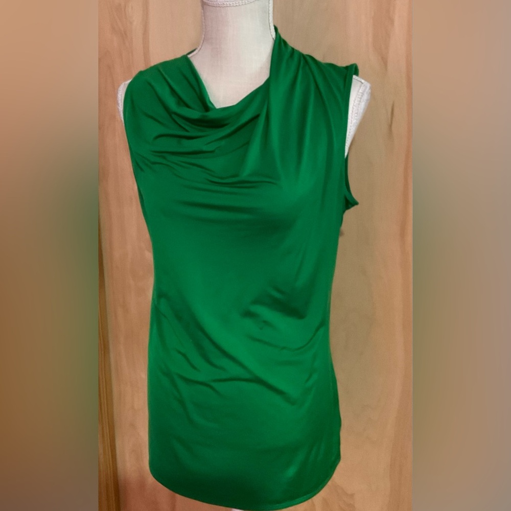 Worthington sleeveless green blouse - EUC - Picture 2 of 4